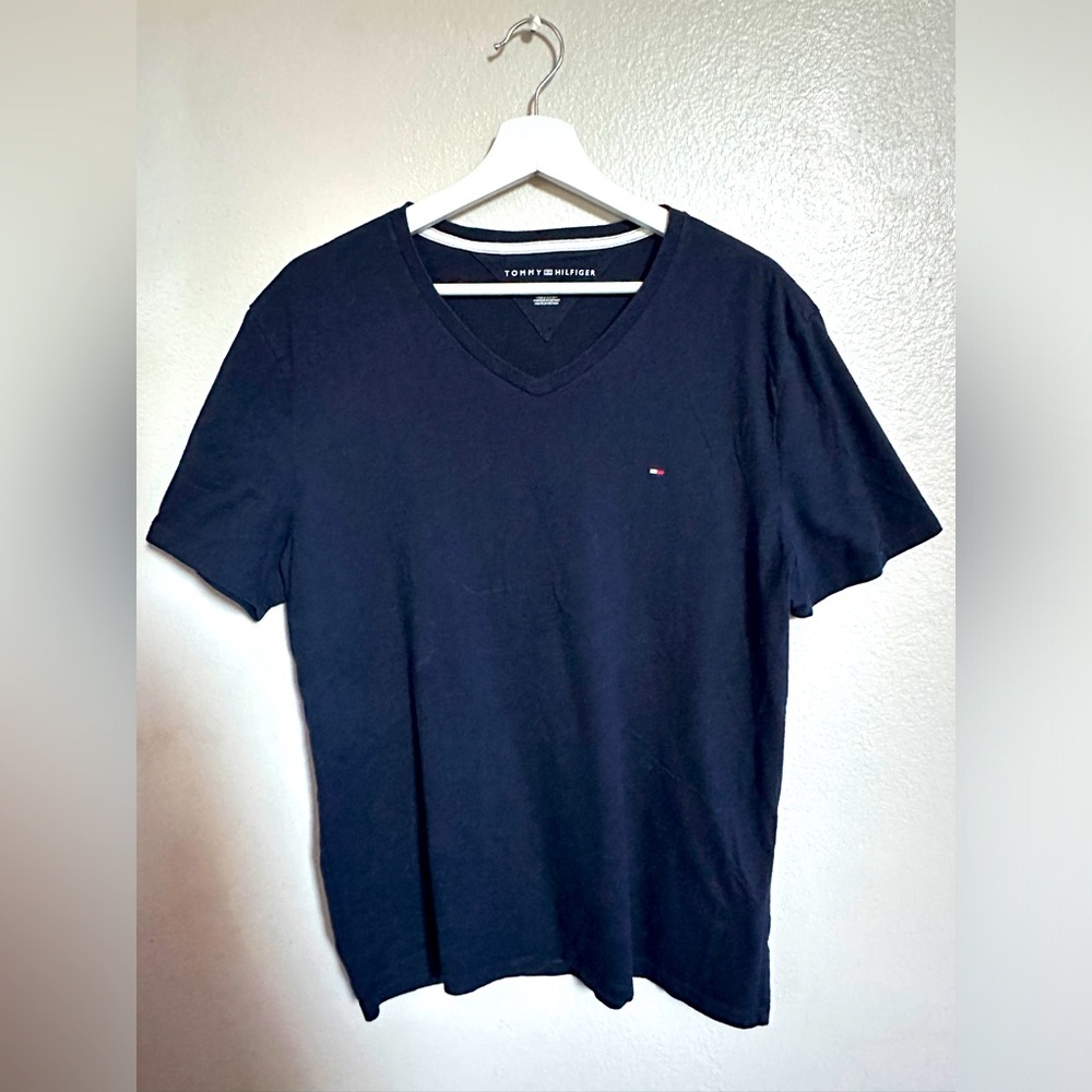 NWOT Tommy Hilfiger Men’s Large Shirt Navy Blue